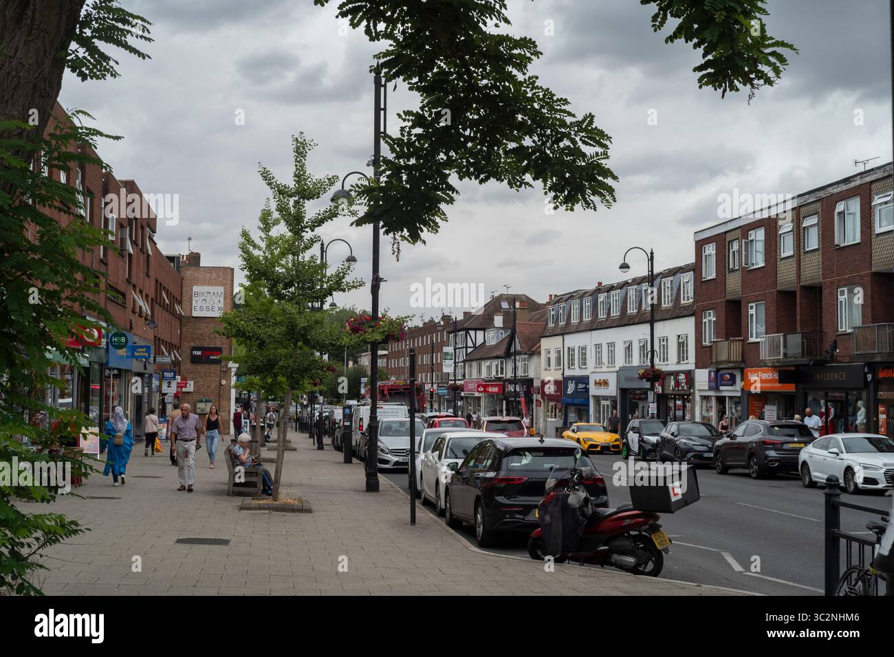 Loughton, ville de banlieue et paroisse civile dans le district de la forêt d'Epping dans l'Essex, Angleterre, Royaume-Uni Banque D'Images