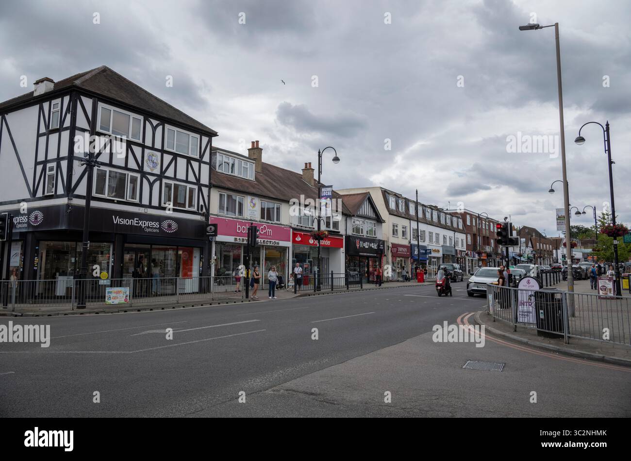 Loughton, ville de banlieue et paroisse civile dans le district de la forêt d'Epping dans l'Essex, Angleterre, Royaume-Uni Banque D'Images