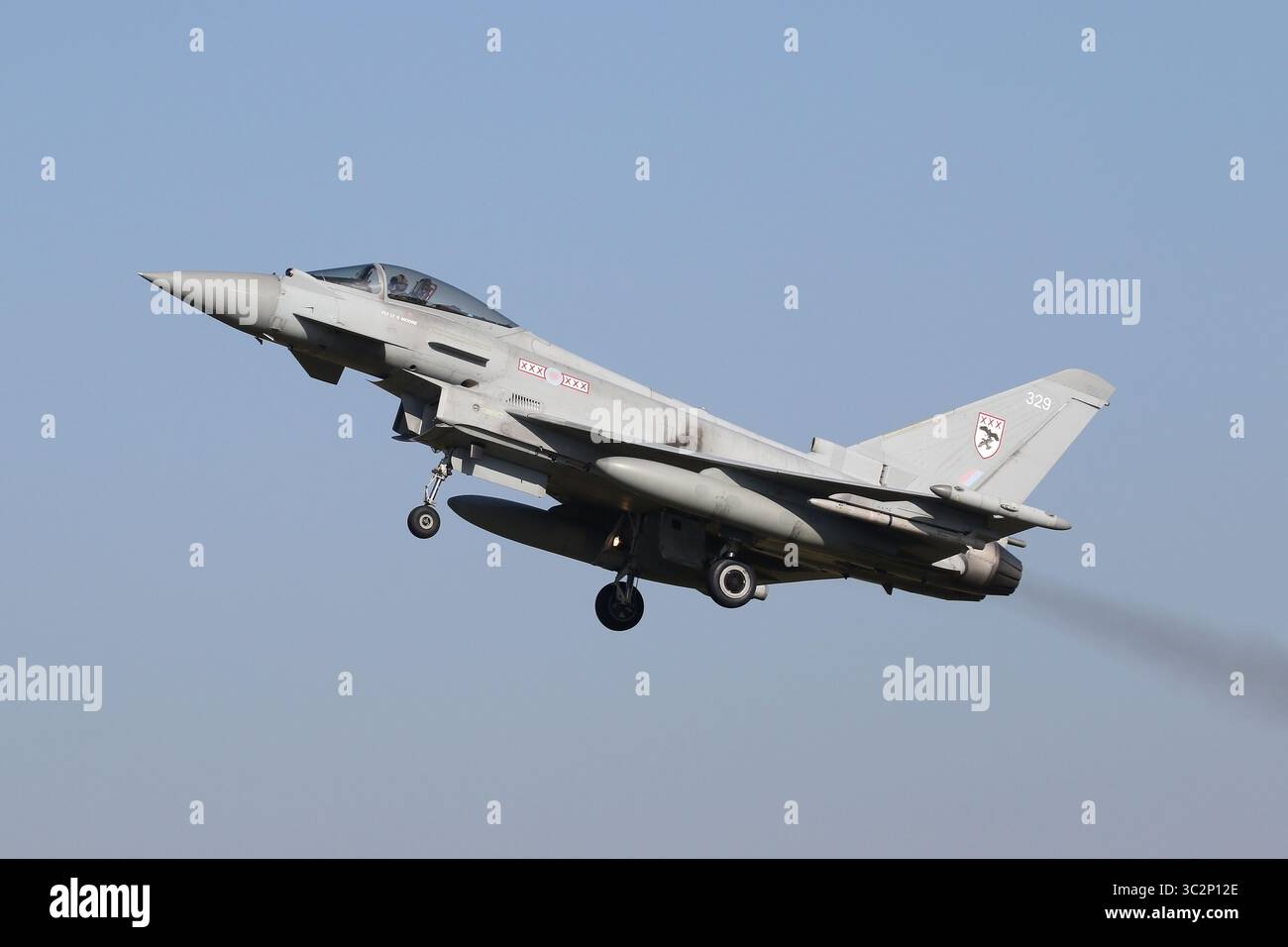 Le 29e escadron du typhon FGR4 de la RAF en approche de la RAF Coningsby. Banque D'Images