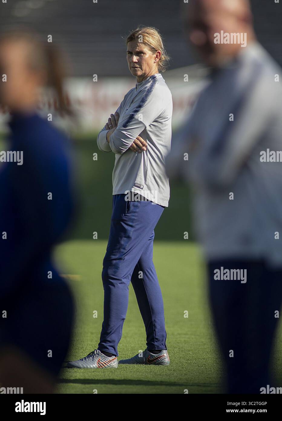 2 août 2019, Pasadena, Californie, États-Unis d'Amérique : L'entraîneuse-chef, Jill Ellis de l'équipe nationale féminine des États-Unis lors de leur entraînement le vendredi 2 août 2019 avant leur match du Victory Tour avec l'équipe nationale d'Irlande qui aura lieu le samedi 3 août 2019 au Rose Bowl Stadium de Pasadena, Californie. JAVIER ROJAS/PI (crédit image : © Prensa Internacional via ZUMA Wire) Banque D'Images