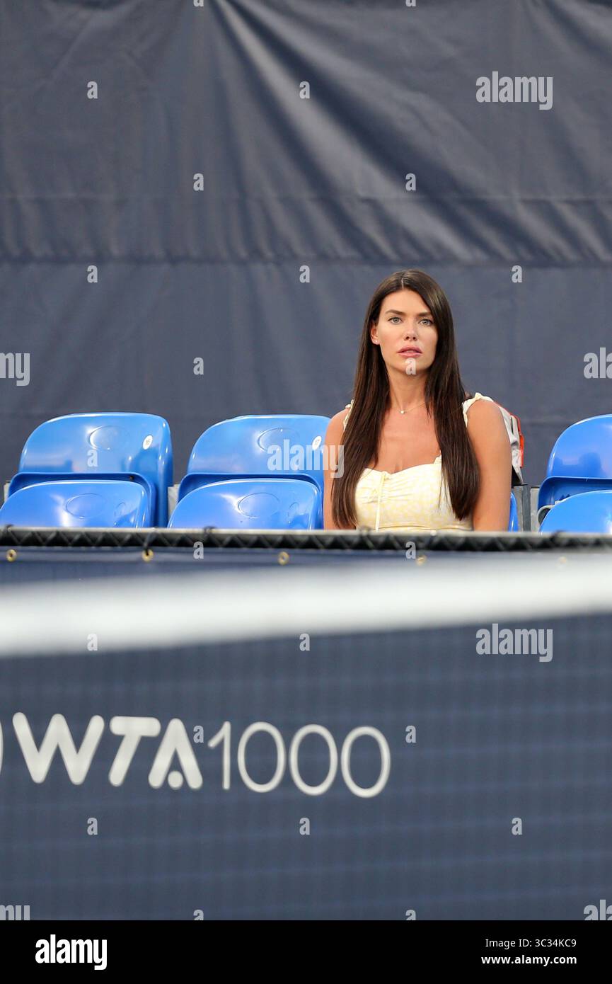 24 mars 2021, Miami Gardens, Floride, États-Unis d'Amérique : MIAMI GARDENS, FL - 24 MARS : Lauren Elizah jouant le jour 3 de l'Open de Miami le 24 mars 2021 au Hard Rock Stadium de Miami Gardens, Floride...personnes : Lauren Elizah (crédit image : © SMG via ZUMA Wire) Banque D'Images