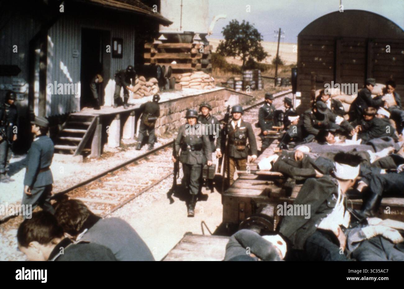 2 JUILLET 2014 - HOLLYWOOD, ÉTATS-UNIS - PERCÉE (1978) .ANDREW V MCLAGLEN (DIR).BRKT 002. (Crédit image : © Entertainment Pictures/ZUMA Press) Banque D'Images