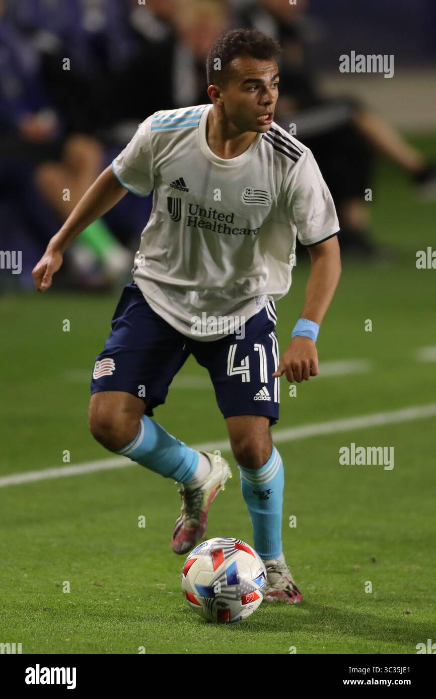 31 mars 2021 : Nouvelle-Angleterre Révolution Denver Colby Quinones (41) cherche une occasion de passage pendant le match entre la Nouvelle-Angleterre Révolution et la Galaxie de Los Angeles au Dignity Health Sports Park à Los Angeles, CALIFORNIE, États-Unis. (Photo de Peter Joneleit)(image de crédit : &copy ; Peter Joneleit/CSM via ZUMA Wire) Banque D'Images