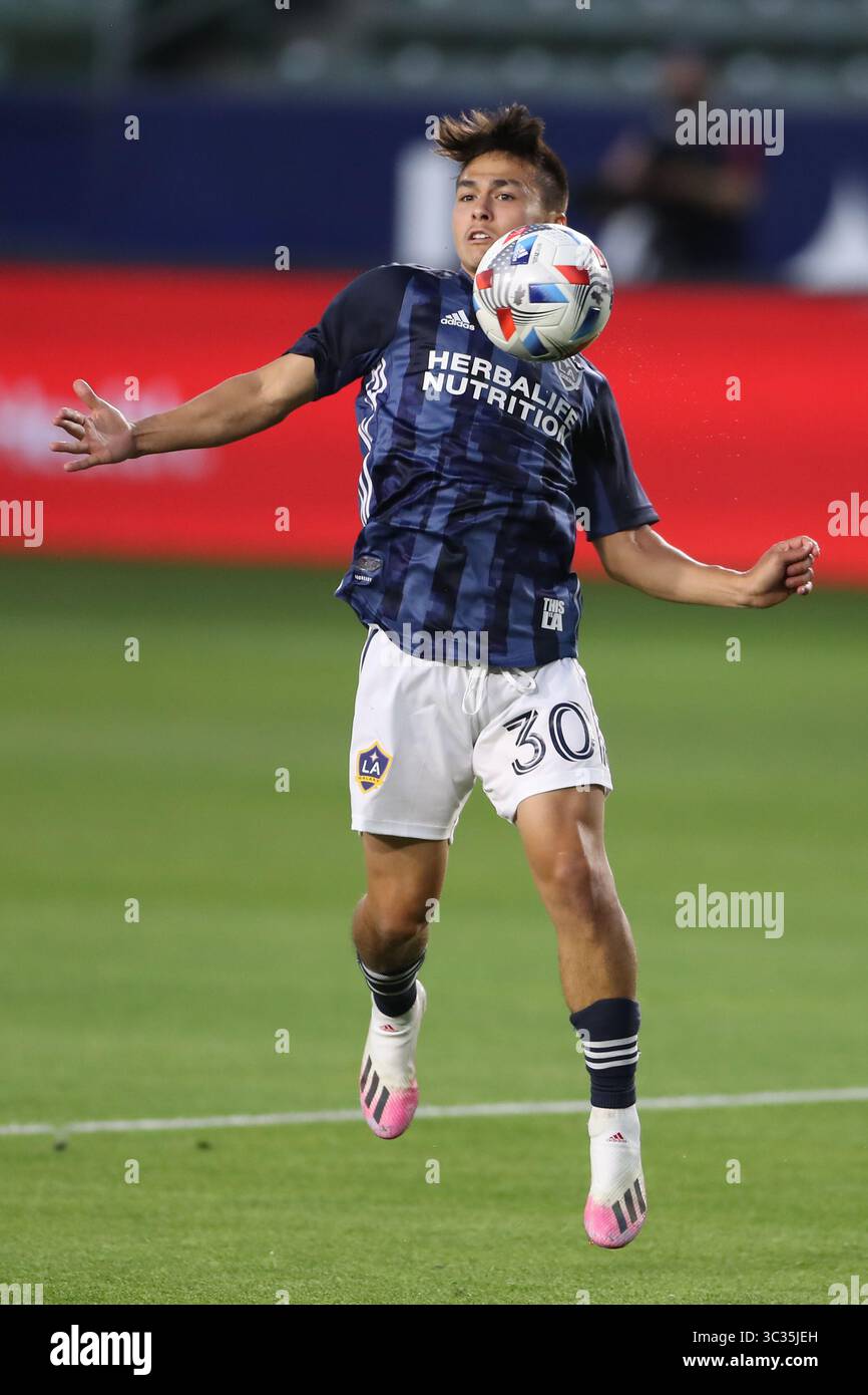 31 mars 2021 : Los Angeles Galaxy (30) bloque une passe pendant le match entre la New England Revolution et la Los Angeles Galaxy au Dignity Health Sports Park à Los Angeles, CALIFORNIE, États-Unis. (Photo de Peter Joneleit)(image de crédit : &copy ; Peter Joneleit/CSM via ZUMA Wire) Banque D'Images