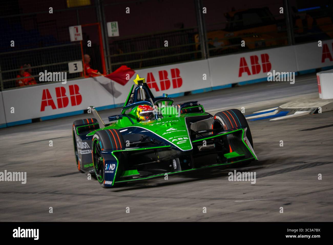 Formule E, Grande Britienne, Londres, juillet 2025. Robin Frijns (#4), Envision Racing pendant les essais libres 1 (FP1). Banque D'Images