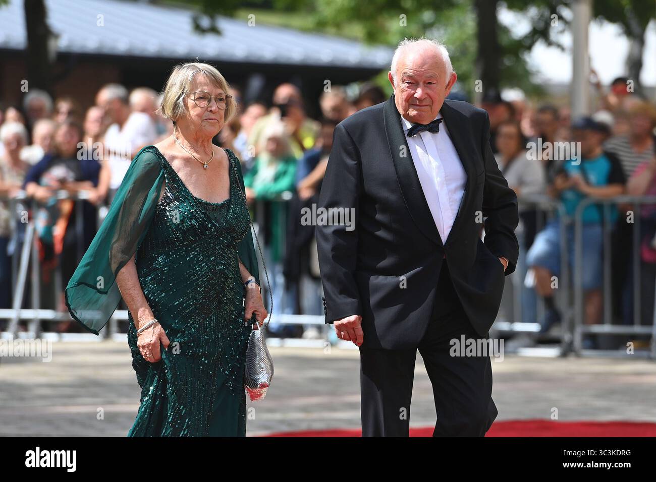 Guenther BECKSTEIN mit Ehefrau Marga BECKSTEIN. Eroeffnung der ...