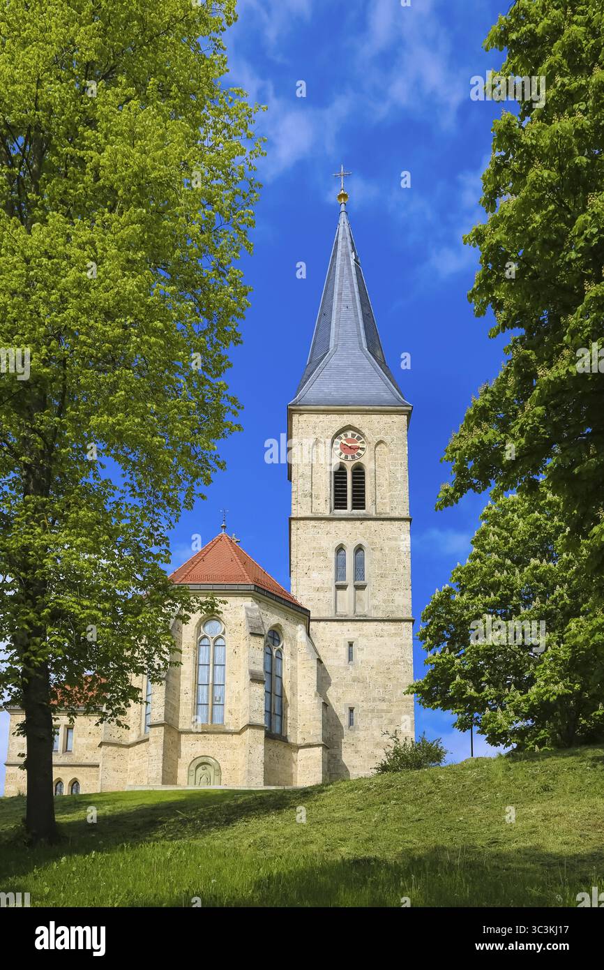 Martinus, église catholique, lieu de culte, édifice sacré, tour de l'église, horloge, croix, bâtiment religieux, Dotternhausen, Zollernalbkreis, Bade Banque D'Images