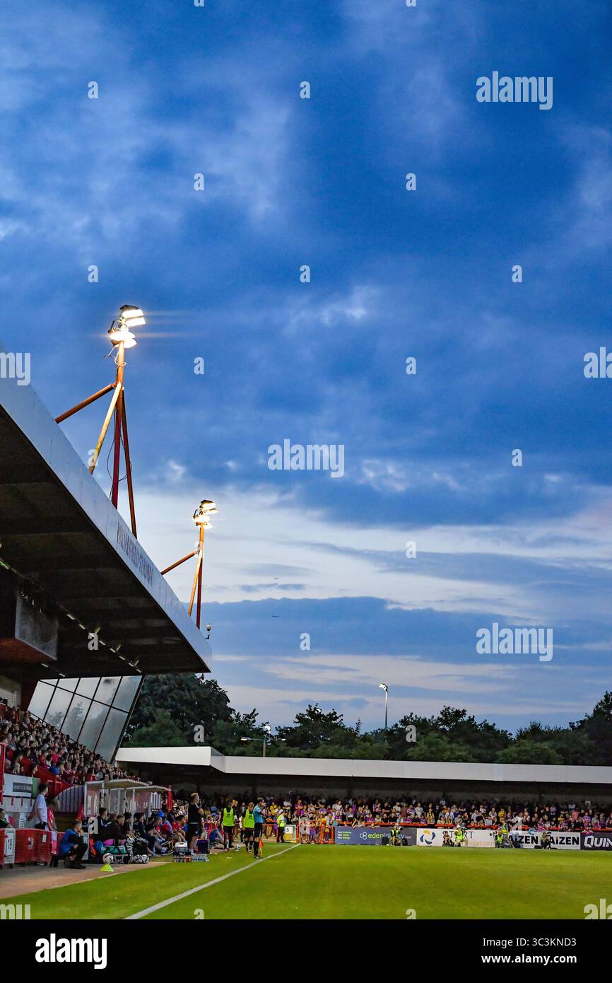 Crawley UK 25 juillet 2025 - lors du match amical de football de pré-saison entre Crawley Town et Crystal Palace au Broadfield Stadium de Crawley : crédit Simon Dack /TPI/ Alamy Live News Banque D'Images