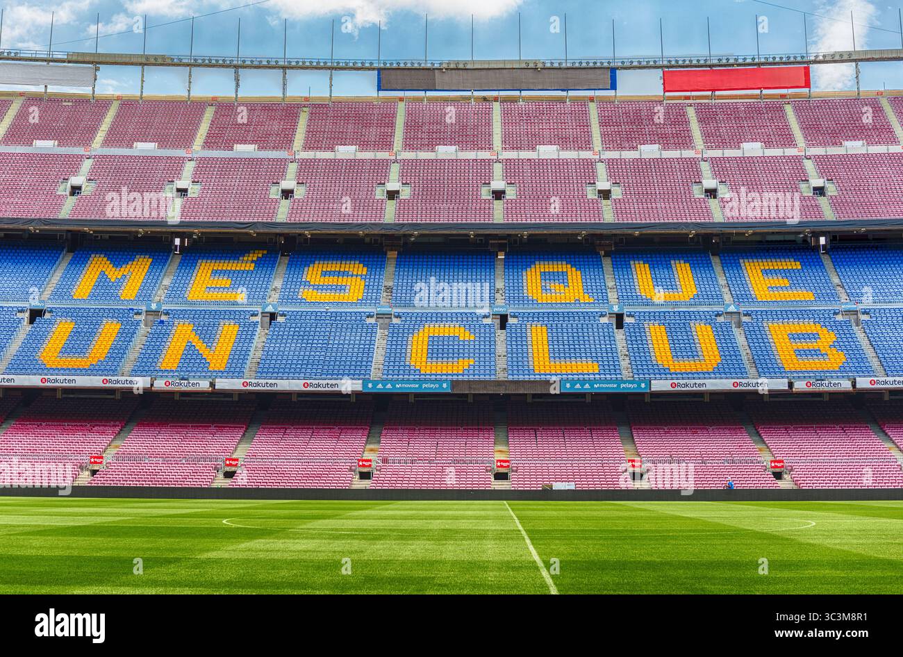 BARCELONE - 11 AOÛT : la devise de Barcelone, "mes que un club", signifiant "plus qu'un club", stade Camp Nou à Barcelone, Catalogne, Espagne, le 11 août Banque D'Images