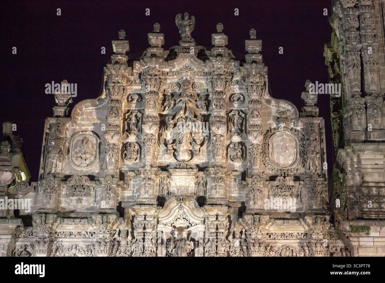 Une vision nocturne du 'Museo del Virreinato', ou Musée de la vice-royauté, à Tepotzotlán, Mexique Banque D'Images