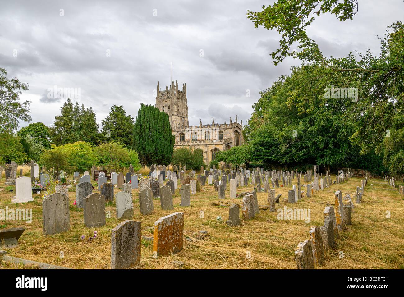 St Mary's Church Fairford.The ensemble le plus complet de vitraux médiévaux dans le pays, Banque D'Images