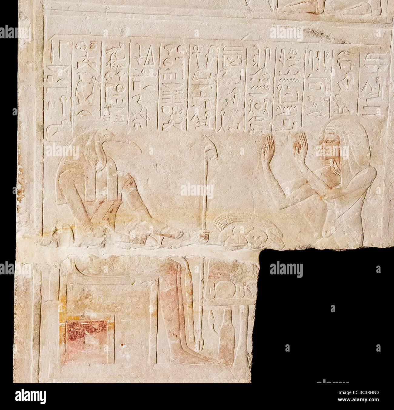Egypte, Saqqara, tombeau du nouvel Empire de Horemheb, relief de la chapelle centrale, exposé dans le Grand Musée égyptien (GEM) : prier le Dieu Thot. Banque D'Images