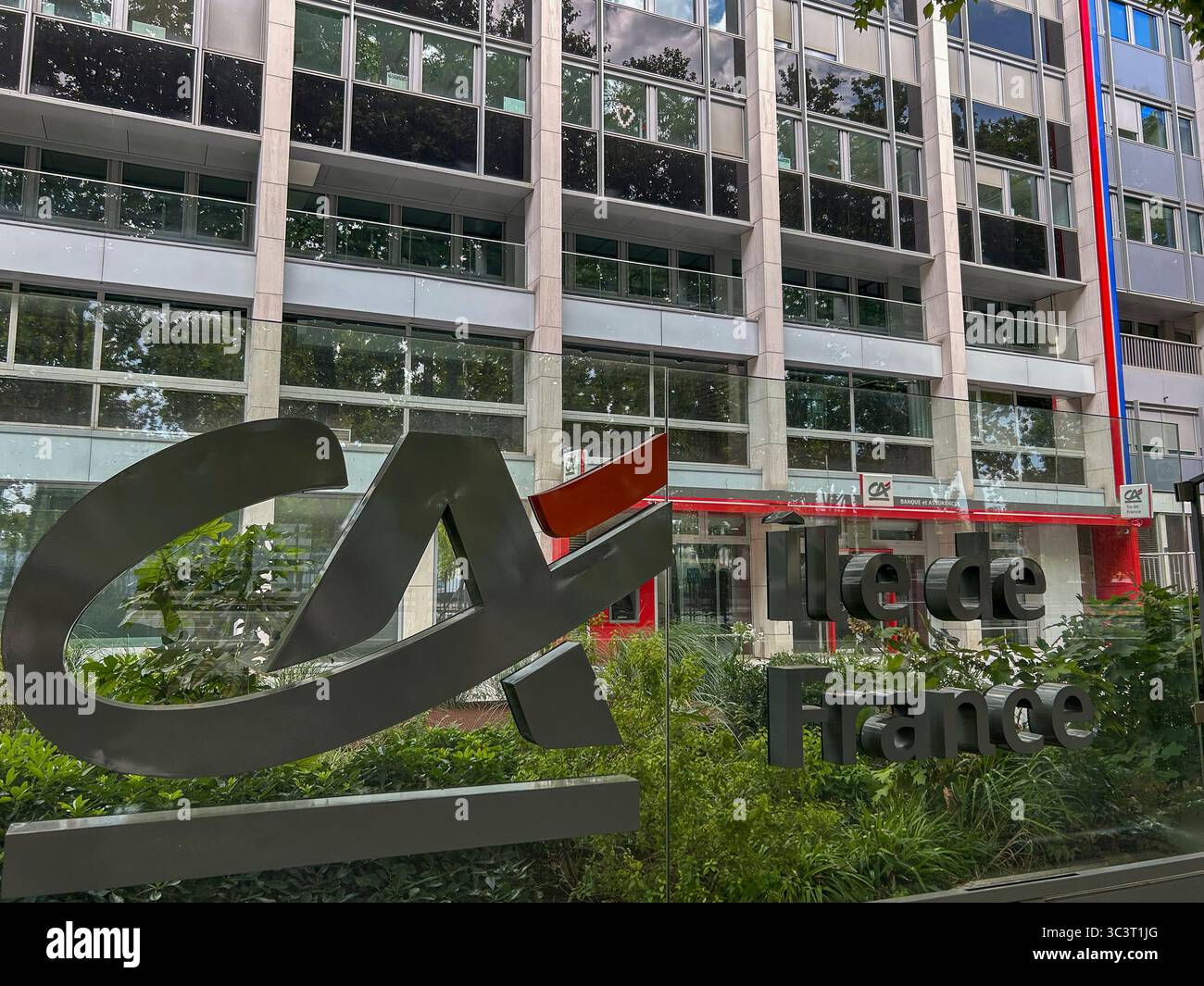 Paris, France, façade, bâtiment, 'crédit agricole', C.A. Bank, architecture moderne, International Corporation Business, finance, assurance Banque D'Images