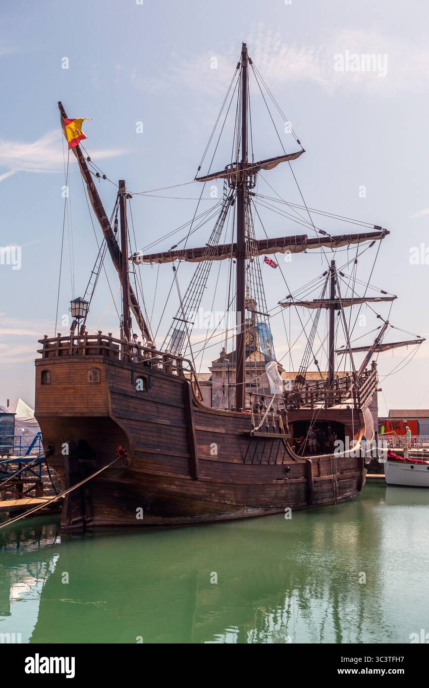 NAU Santa Maria, amarré, Ramsgate, Kent, Angleterre, réplique grandeur nature du célèbre fleuron de Christophe Colomb Banque D'Images