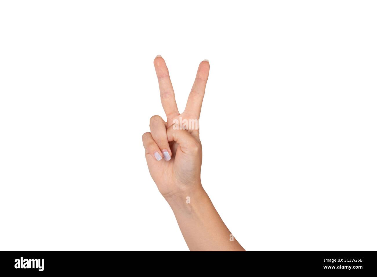Main de femme caucasienne faisant un signe de victoire (paix), isolé sur fond blanc Banque D'Images