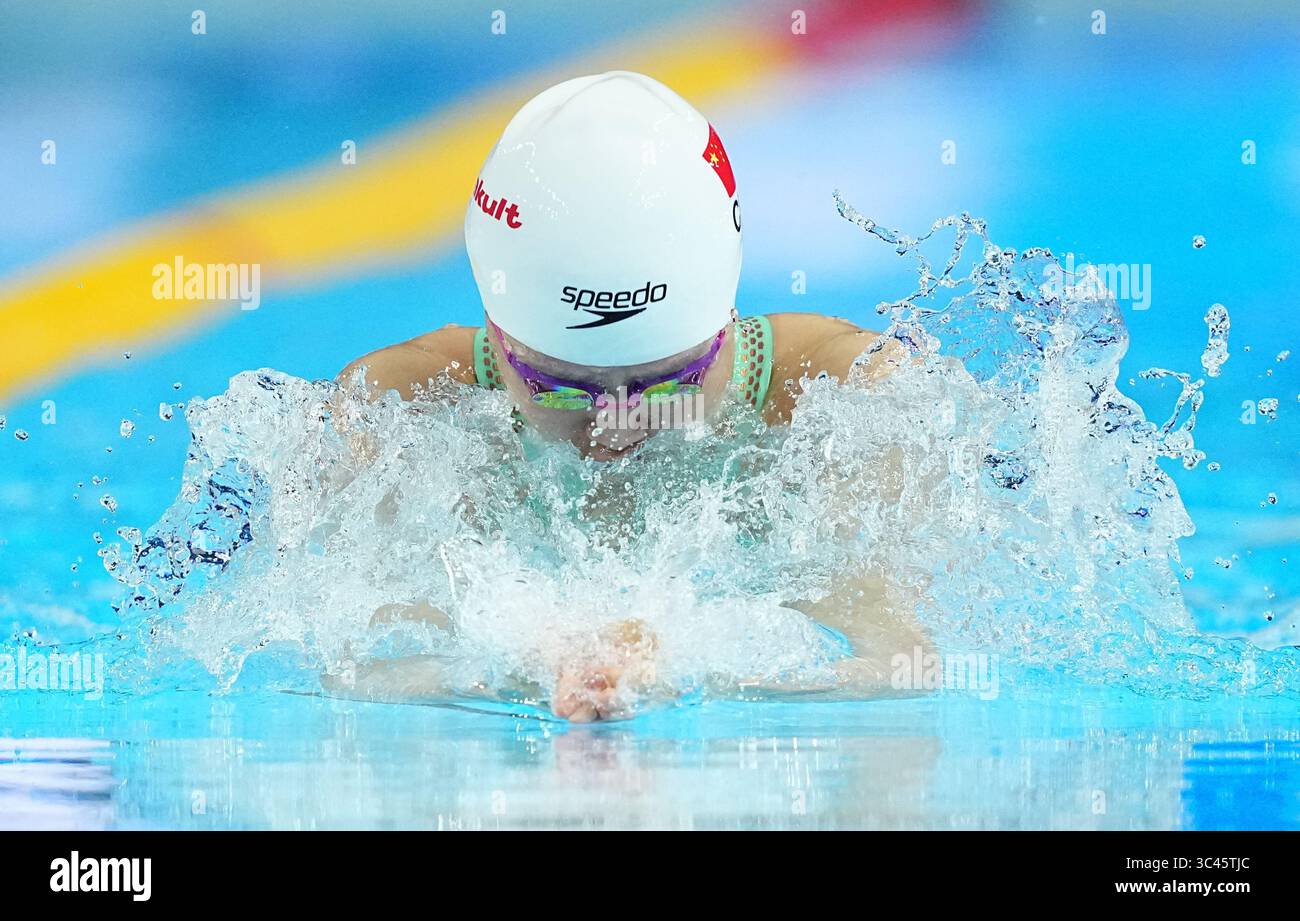 Singapour. 28 juillet 2025. La chinoise Tang Qianting participe à la demi-finale féminine de natation sur 100 m brasse aux Championnats du monde de natation à Singapour, le 28 juillet 2025. Crédit : Xue Yuge/Xinhua/Alamy Live News Banque D'Images