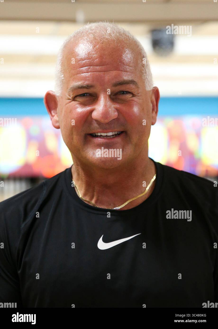 27 juin 2018 - Tampa, Floride, États-Unis - MONICA HERNDON | Times.James ''Corky'' Herritt a posé pour un portrait dans son bowling le 27 juin 2018 à Pinarama à Tampa, Floride. Corky a joué le jai alai à Tampa. (Crédit image : © Monica Herndon/Tampa Bay Times via ZUMA Wire) Banque D'Images