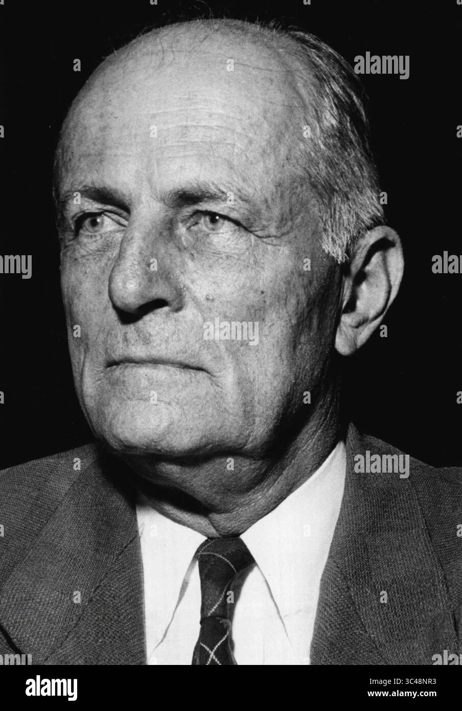 Florida, U.S. - ED C. WRIGHT, multimillionnaire de Petersburg et l'un des plus grands propriétaires fonciers de Floride, vers 1960 Originaire de Géorgie qui acheta des terres en Floride alors que personne d'autre ne le ferait, Wright amassa une fortune de plus de 50 millions après avoir déménagé à Pétersbourg en 1907, négociant dans l'immobilier, les obligations municipales et les actions ferroviaires. Célibataire de longue date qui a évité les feux de la rampe, Wright était le plus grand actionnaire du Seaboard Coast Line Railroad. (Crédit image : © Staff/St Petersburg Times via ZUMA Wire) Banque D'Images