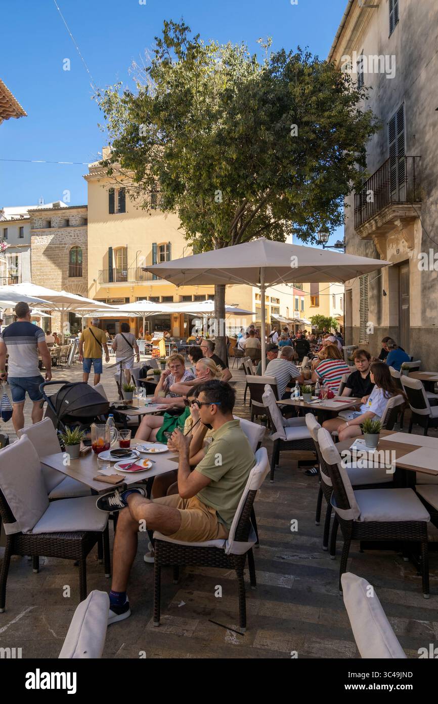 La place principale, Alcúdia Historic Old Towm, Majorque, Îles Baléares, Espagne Banque D'Images