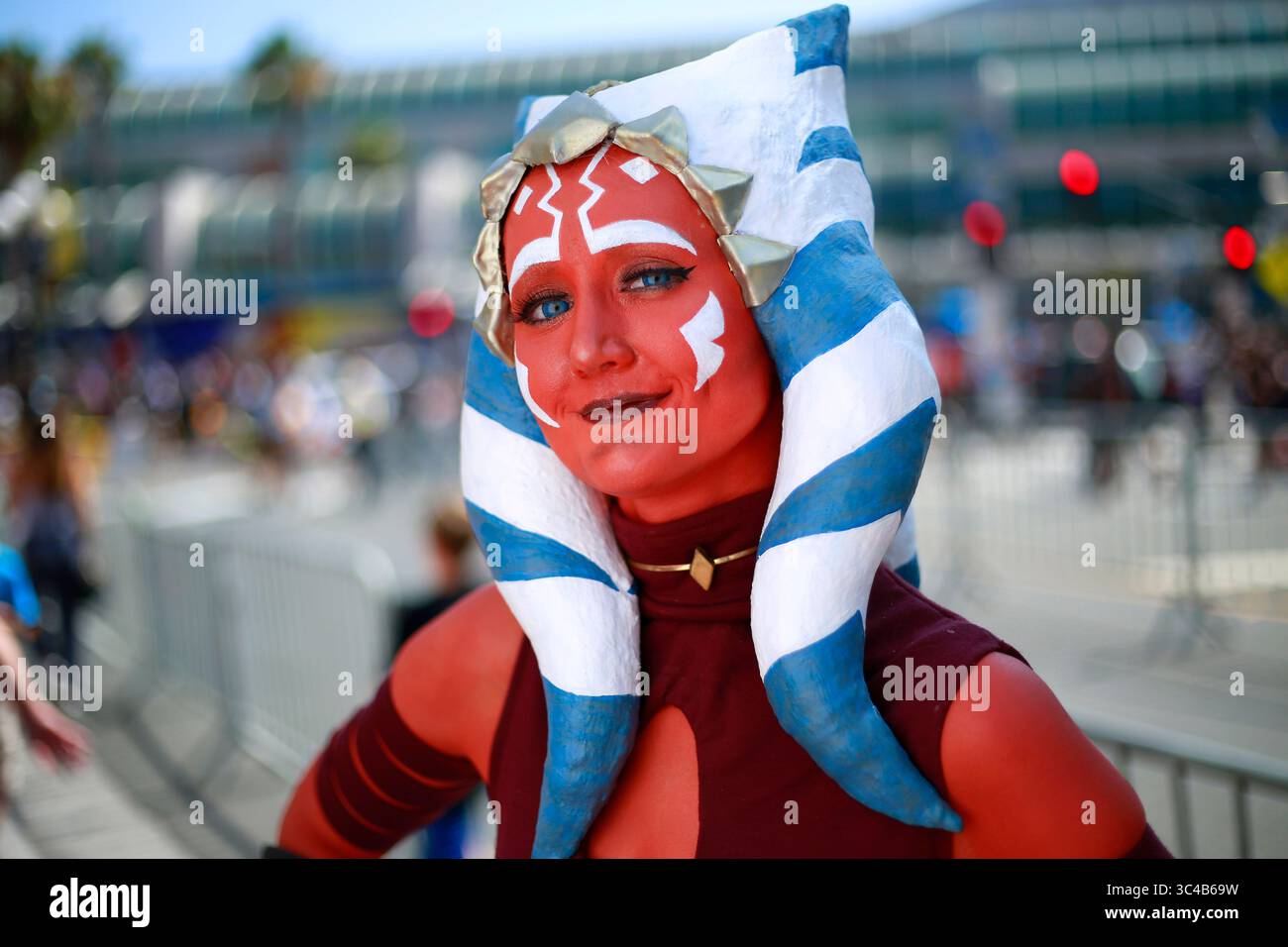 19 juillet 2018 - San Diego, CA - Lauren Fellows de Santa Ana habillé en Ahsoka Tano au Comic-Con à San Diego le 19 juillet 2018. (Crédit image : © K.C. Alfred/San Diego Union-Tribune via ZUMA Wire) Banque D'Images