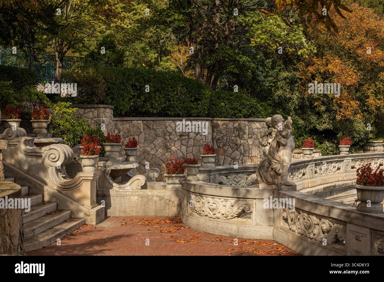 Budapest, Hongrie - octobre 7,2023 : Parc aux thermes de Gellert Banque D'Images
