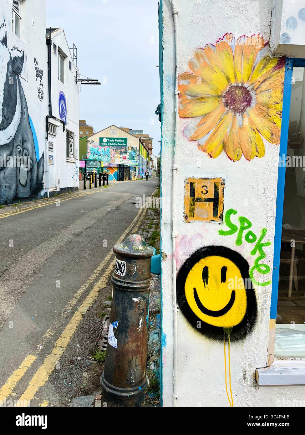 Graffiti visage de Smiley jaune Banque D'Images