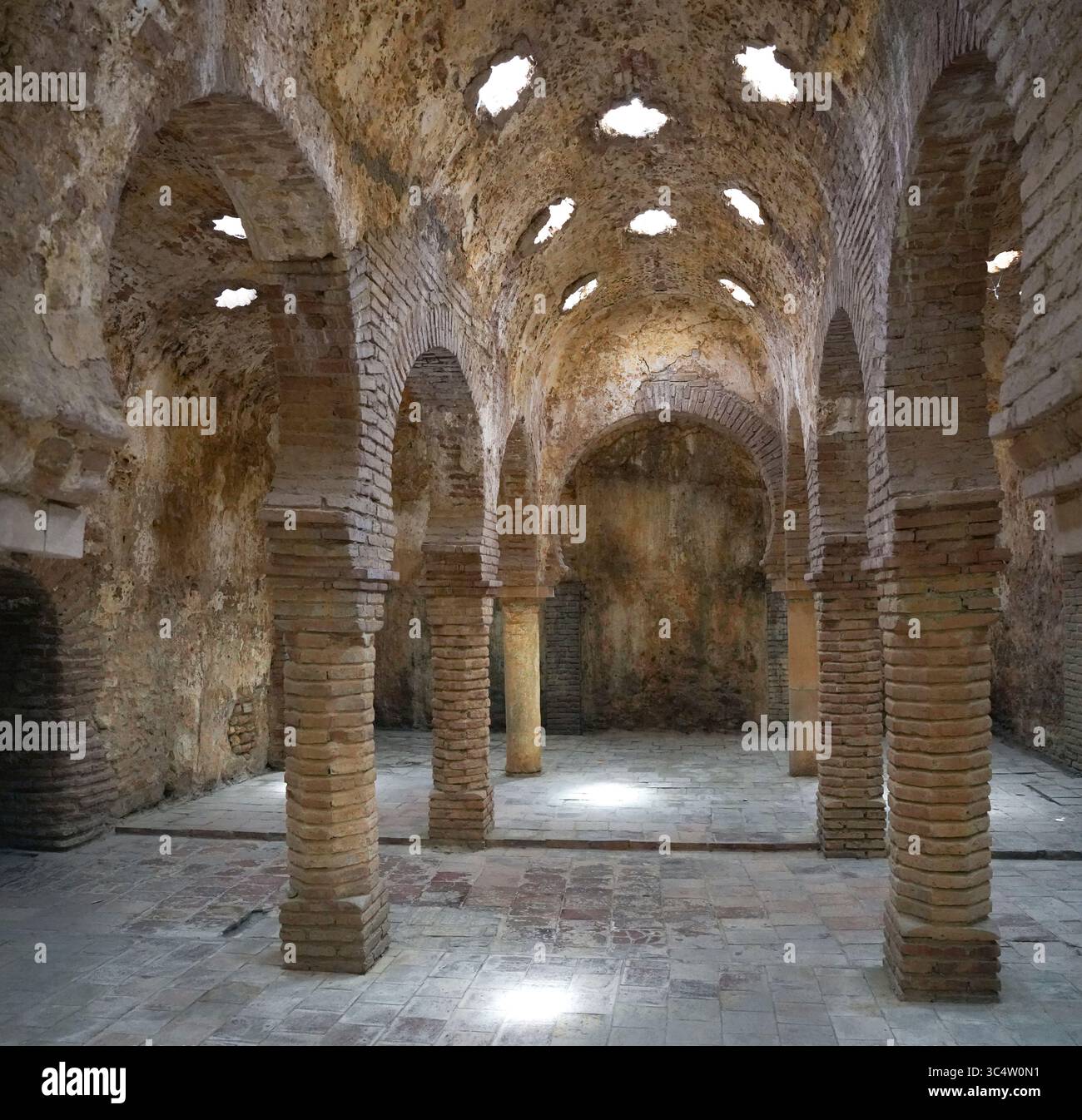 Bains arabes à Ronda, 13ème siècle, Ronda, Andalousie, Espagne. Banque D'Images