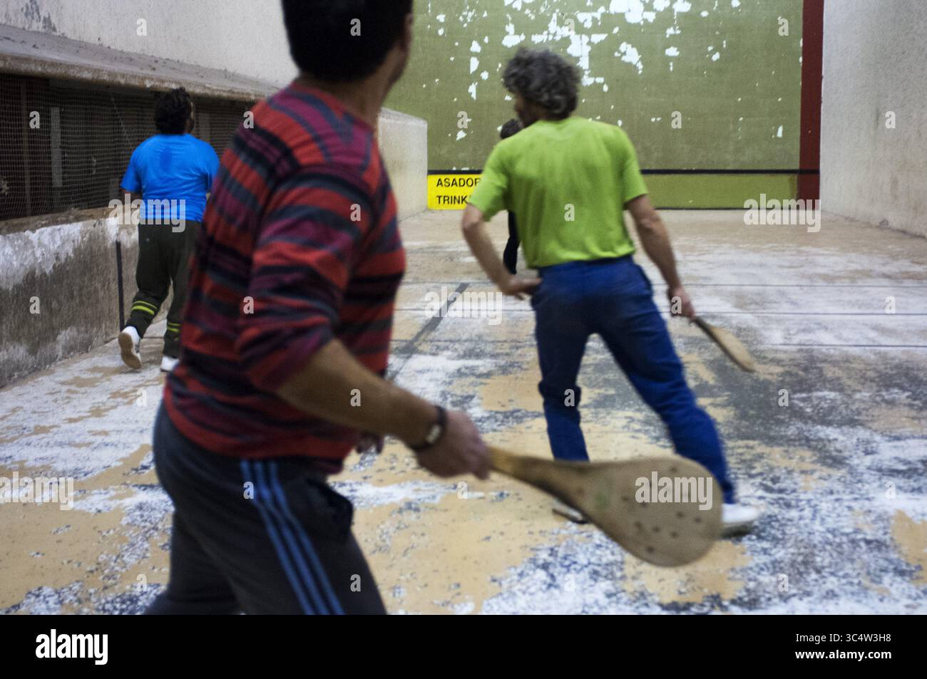 7 décembre 2012 - Euskadi, Espagne - Pelota vasca Arena in the Trinkete Borda Restaurant Irun Gipuzkoa Euskadi pays Basque, Espagne (crédit image : © Sergi Reboredo/ZUMA Wire) Banque D'Images