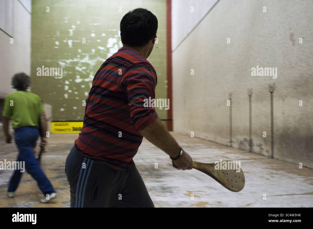 7 décembre 2012 - Euskadi, Espagne - Pelota vasca Arena in the Trinkete Borda Restaurant Irun Gipuzkoa Euskadi pays Basque, Espagne (crédit image : © Sergi Reboredo/ZUMA Wire) Banque D'Images