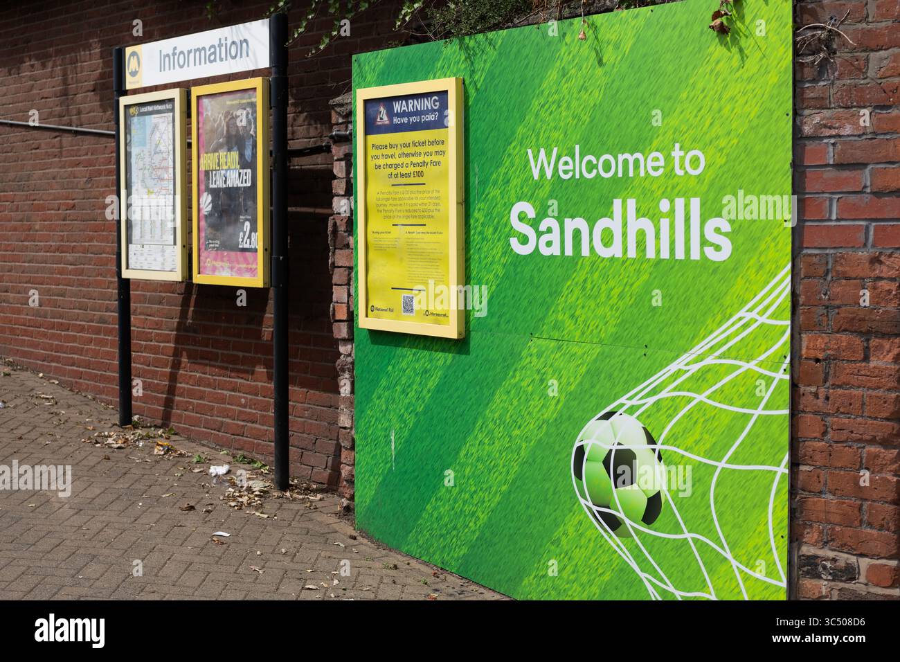 Gare de Sandhills Liverpool UK. Station la plus proche Everton's Ground Dickinson Hall Stadium Banque D'Images