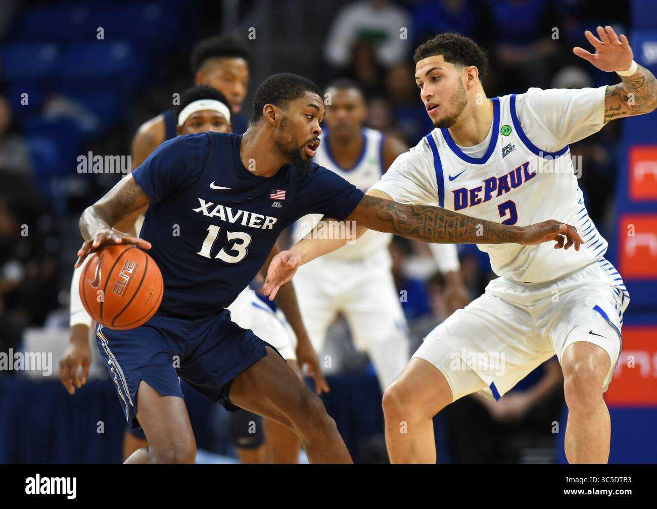 04 février 2020 : Naji Marshall (13 ans), attaquant des Mousquetaires Xavier, tente de jouer lors du match de la Big East Conference NCAA entre DePaul vs Xavier à Wintrust Area à Chicago, Illinois. Dean Reid/CSM.(image de crédit : &copy ; Dean Reid/CSM via ZUMA Wire) Banque D'Images