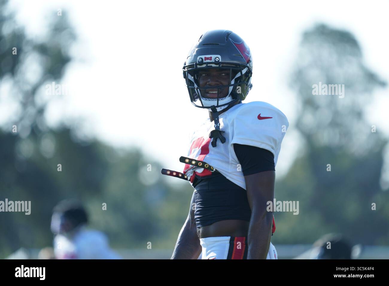 Tampa, Floride, États-Unis, 28 juillet 2025, Benjamin Morrison, joueur des Buccaneers de Tampa Bay, #21, lors d'un camp d'entraînement au centre d'entraînement Advent Health. (Crédit photo : Marty Jean-Louis) Banque D'Images