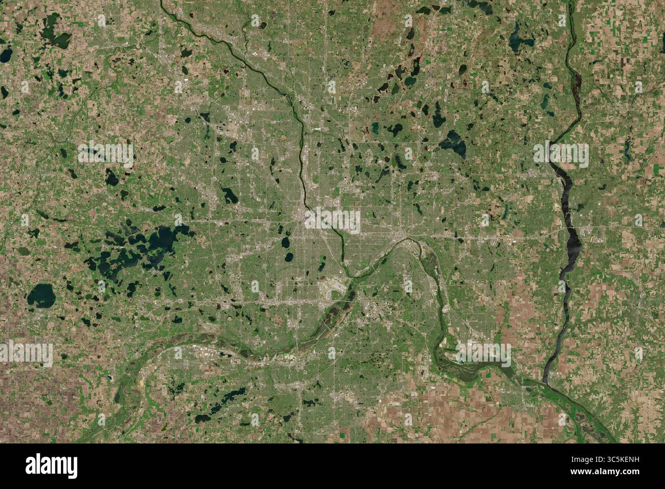 Image satellite de Saint Paul, la capitale du Minnesota, États-Unis - contient des données sentinelles Copernicus modifiées (2025) Banque D'Images Image satellite de Saint Paul, la capitale du Minnesota, États-Unis - contient des données sentinelles Copernicus modifiées (2025) Banque D'Images