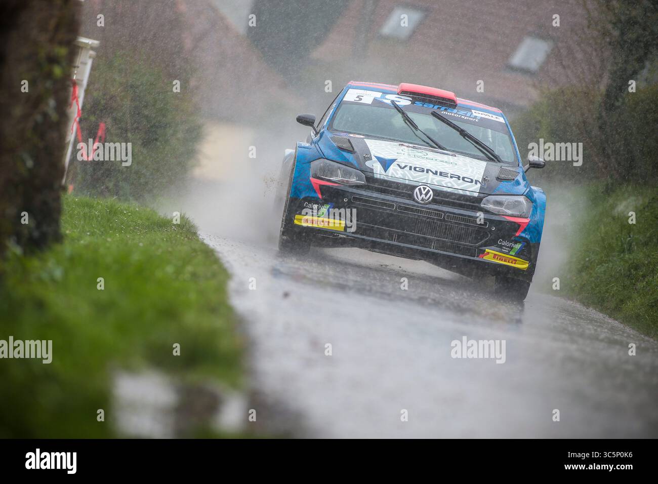 14 mars 2020, le Touquet, France : Quentin GIORDANO de France et son co-pilote Kevin PARENT concourent à bord de leur Volkswagen Polo WRC lors de l'étape 15 du Touquet Rally, première manche du Championnat de France des Rallyes. (Crédit image : © Anthony Brebant/SOPA images via ZUMA Wire) Banque D'Images