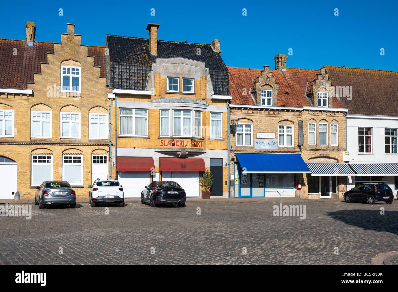 Panneau routier de Lo, partie de Lo Reninge, Flandre occidentale, Belgique 8 juillet 2025 Banque D'Images