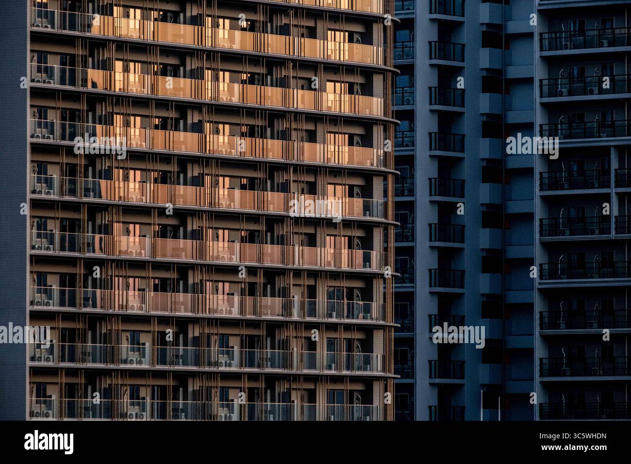 7 avril 2020, Tokyo, Japon : vue générale du village olympique, construit à dessein pour accueillir les athlètes participant aux Jeux olympiques de Tokyo 2020. Alors que les Jeux olympiques ont été retardés d’un an et que le coronavirus COVID-19 continue de se propager au Japon, le gouvernement a annoncé que le village olympique pourrait être utilisé pour accueillir des patients COVID-19 qui présentent des symptômes légers afin de libérer des lits d’hôpital pour ceux qui ont besoin d’un traitement intensif. (Crédit image : © Viola Kam/SOPA images via ZUMA Wire) Banque D'Images