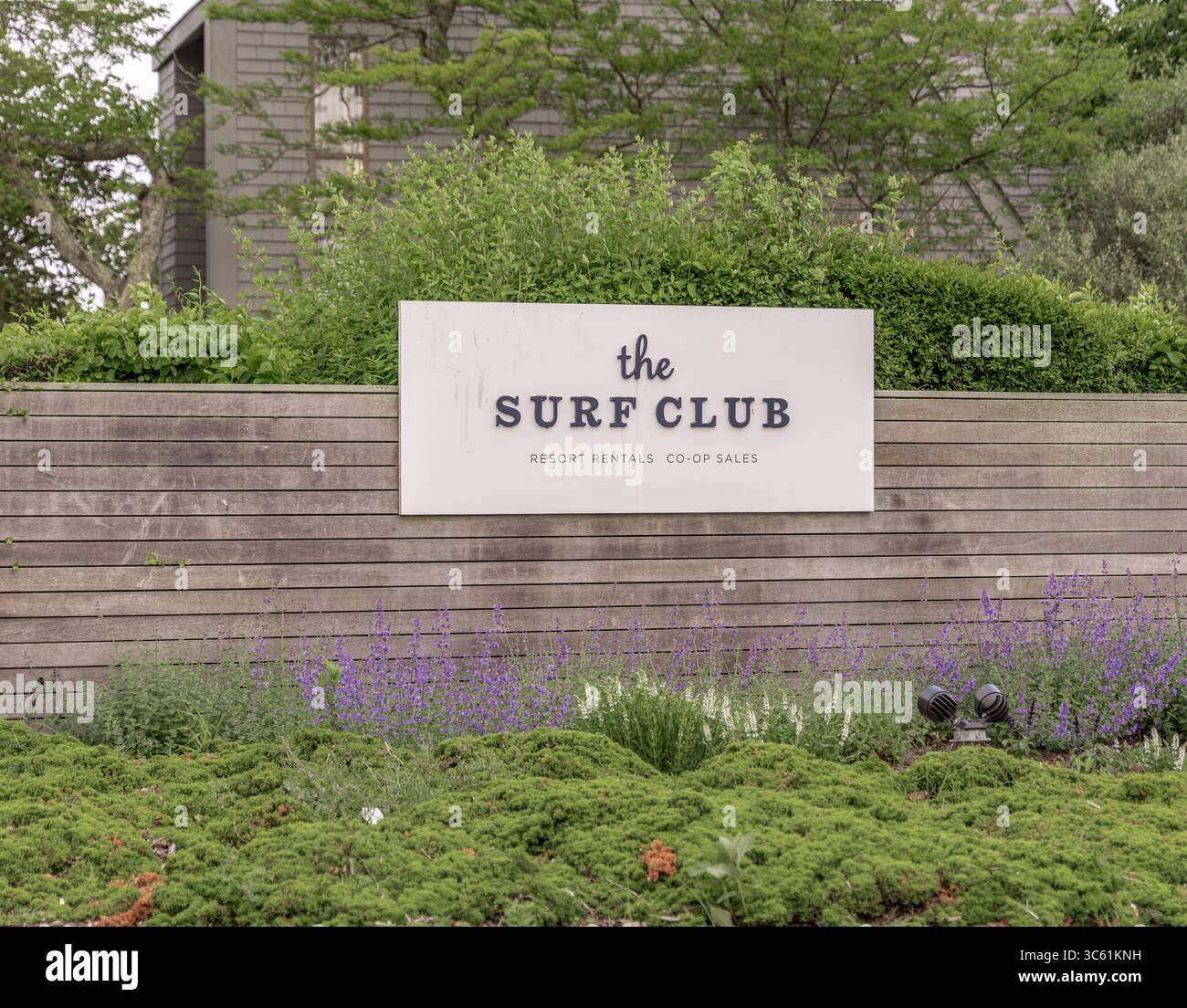panneau à l'entrée du club de surf à montauk Banque D'Images