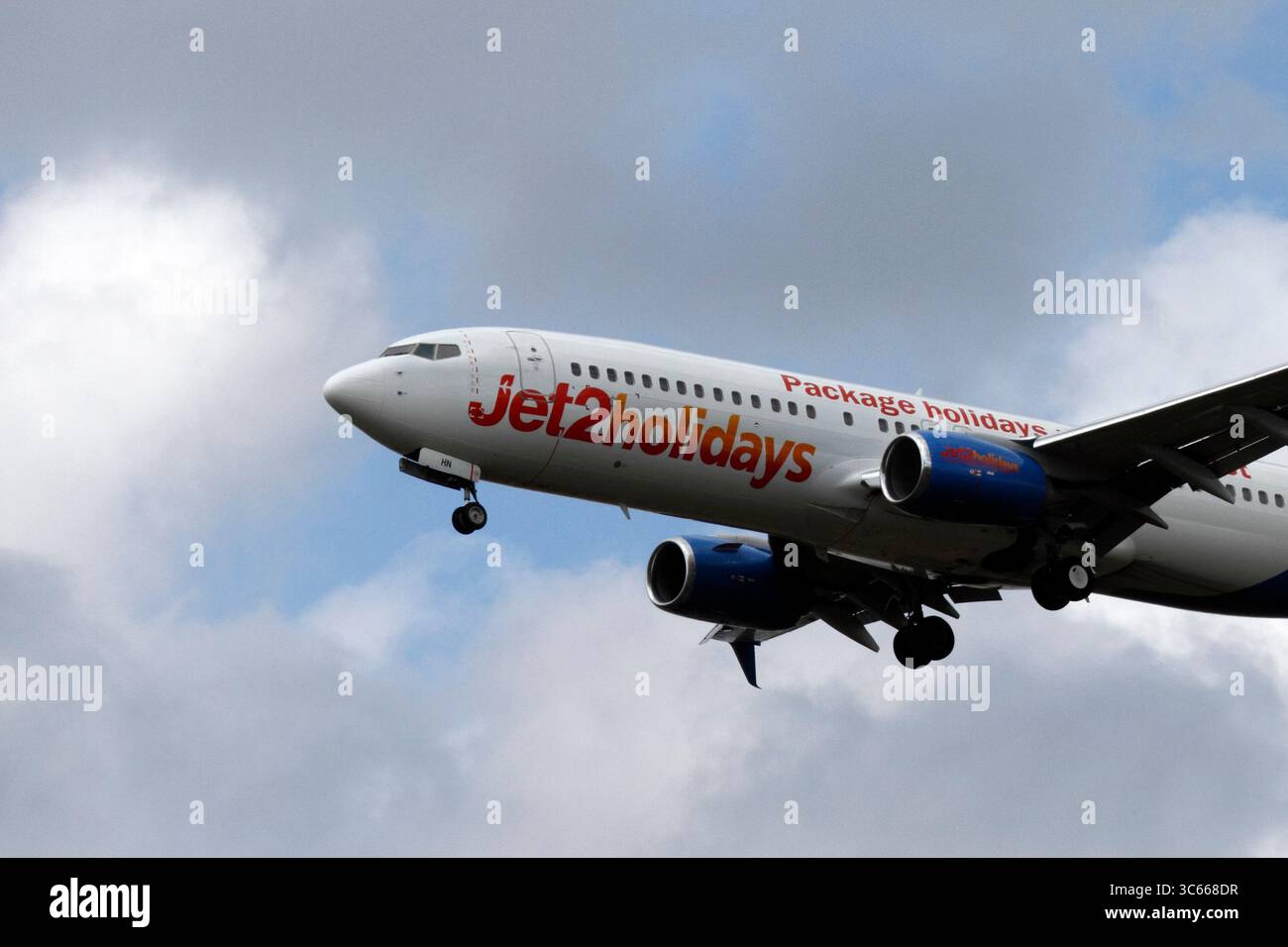 BOEING 737-8MG, G-JZHN. Banque D'Images