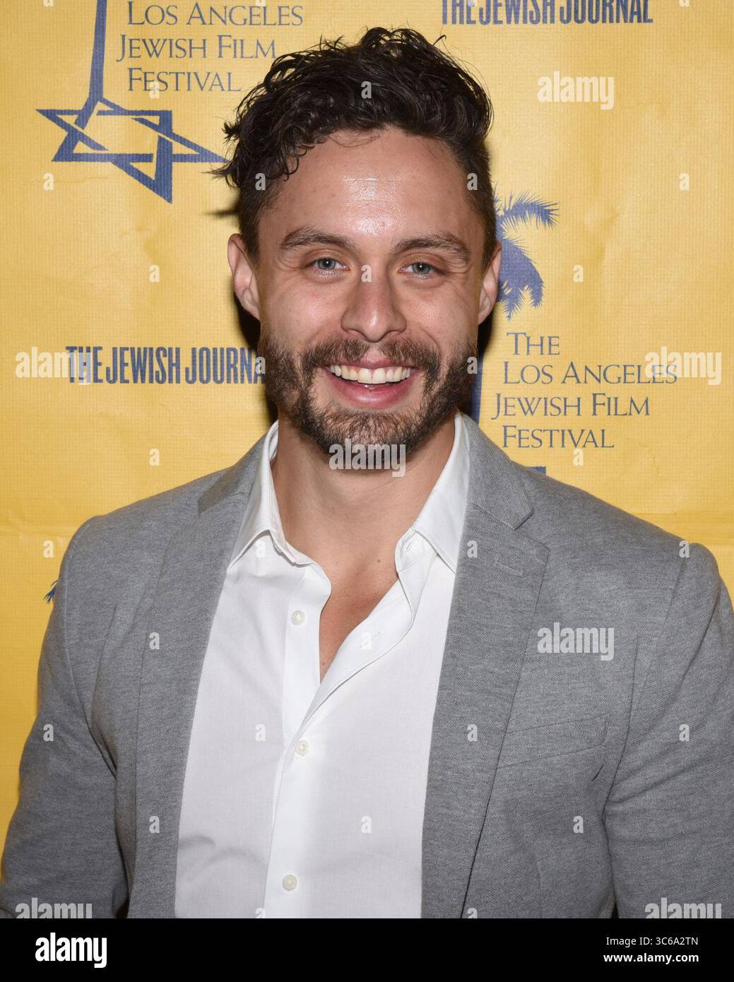 28 avril 2018, Beverly Hills, Californie, États-Unis : Phillipe Bowgen arrive au 13e Festival du film juif de Los Angeles LA première de ''The Samuel Project'' au Laemmle Music Hall le samedi 28, 2018. (Crédit image : © Billy Bennight/ZUMA Wire) Banque D'Images