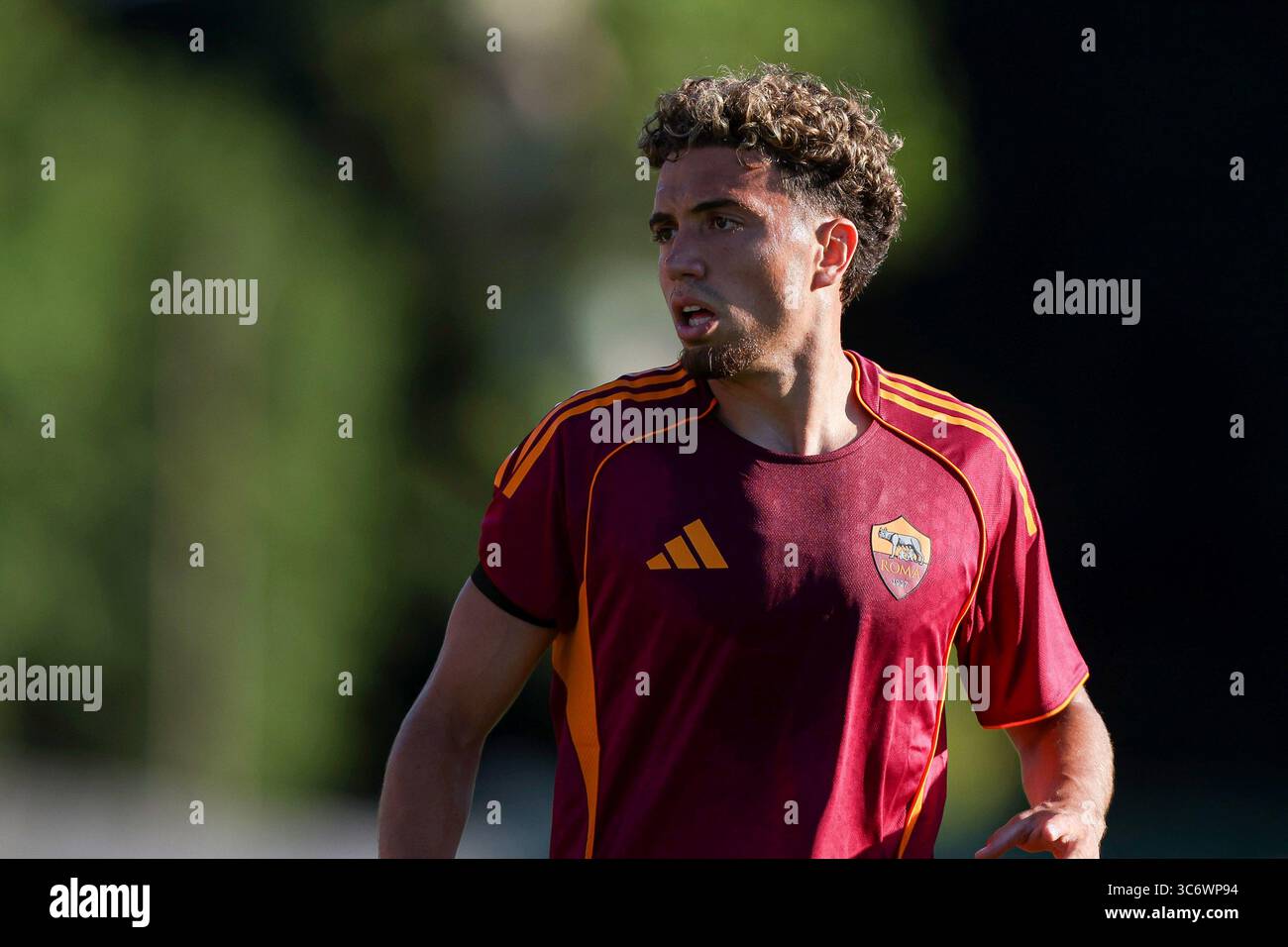 Rome, Italie. 31 juillet 2025. Neil El Aynaoui de Roma vu lors du match-test amical entre L'AS Roma et l'Association sportive de Cannes (France) au stade Tre Fontane. Score final ; AS Roma 3 :0 AS Cannes (photo de Marco Iacobucci/SOPA images/Sipa USA) crédit : Sipa US/Alamy Live News Banque D'Images
