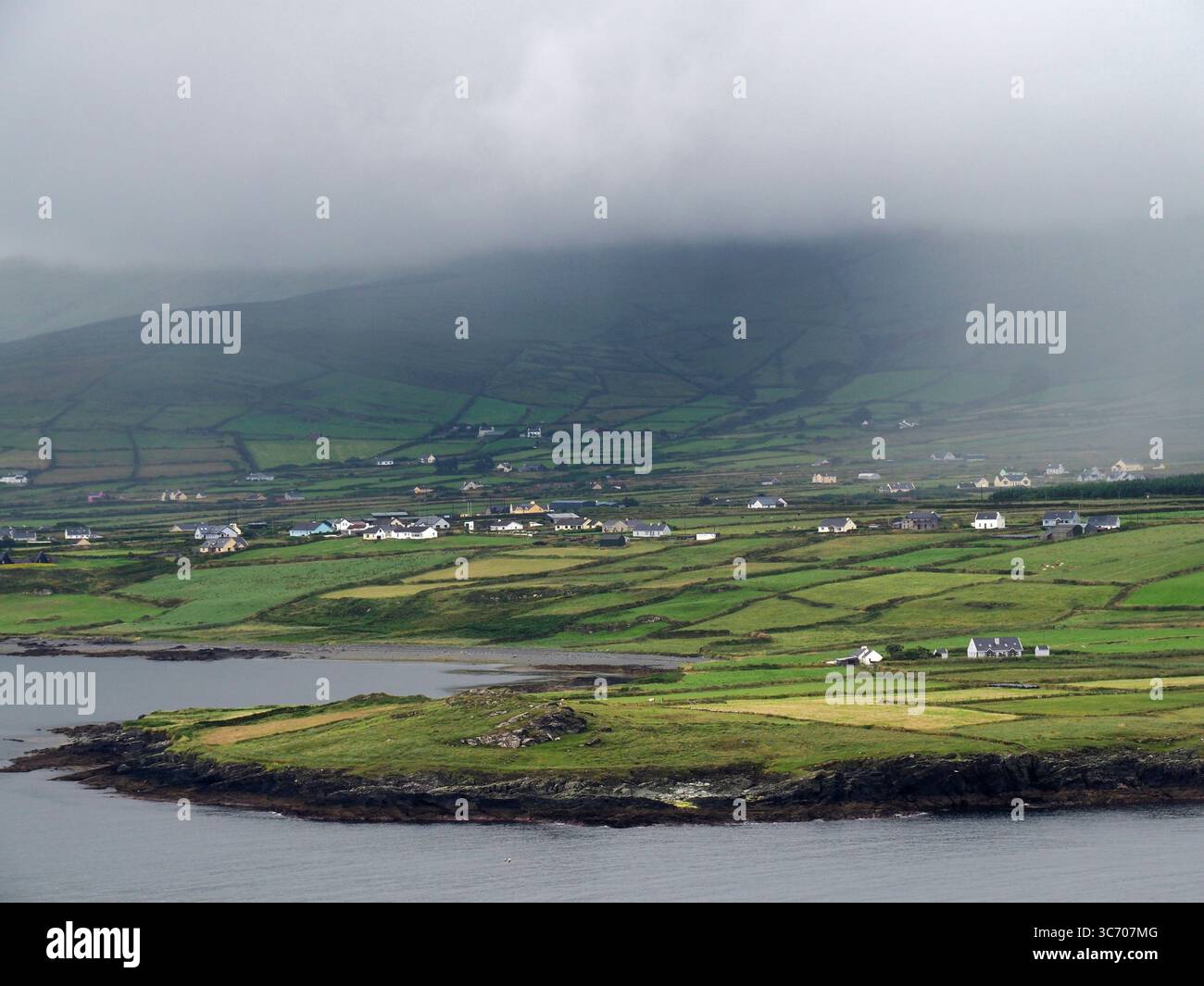 Vue depuis l'île de Valentia, Kerry, Irlande Banque D'Images
