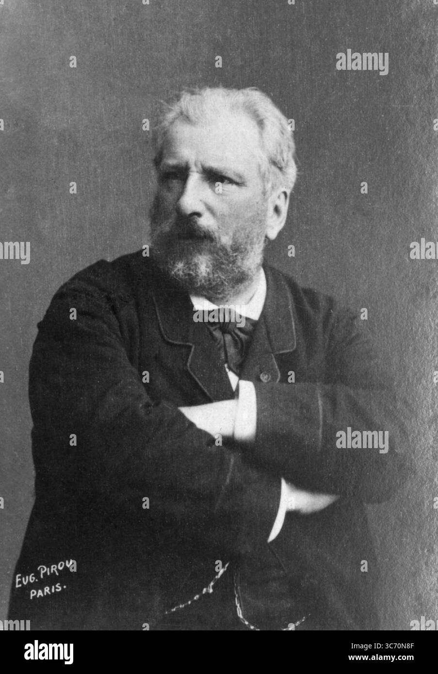 William-Adolphe Bouguereau (30 novembre 1825 - 19 août 1905) est un peintre académique français. Étudiant à l’École des Beaux-Arts de Paris, il remporte le Prix de Rome en 1850 et ses peintures de genre réalistes et thèmes mythologiques sont exposés aux expositions annuelles du salon de Paris pour toute sa vie professionnelle. Bien qu'il tombe dans l'obscurité au début du XXe siècle, Bouguereau peint huit cent vingt-six tableaux. ©TopFoto Banque D'Images