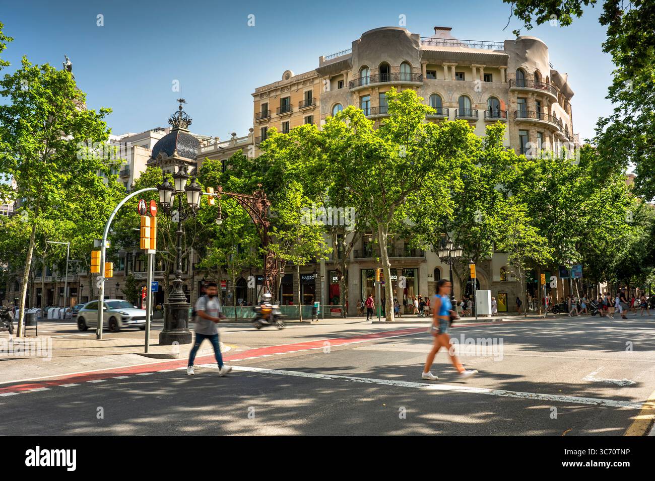 Barcelone Espagne boutiques de luxe sur le Passeig de Gràcia Eixample Banque D'Images