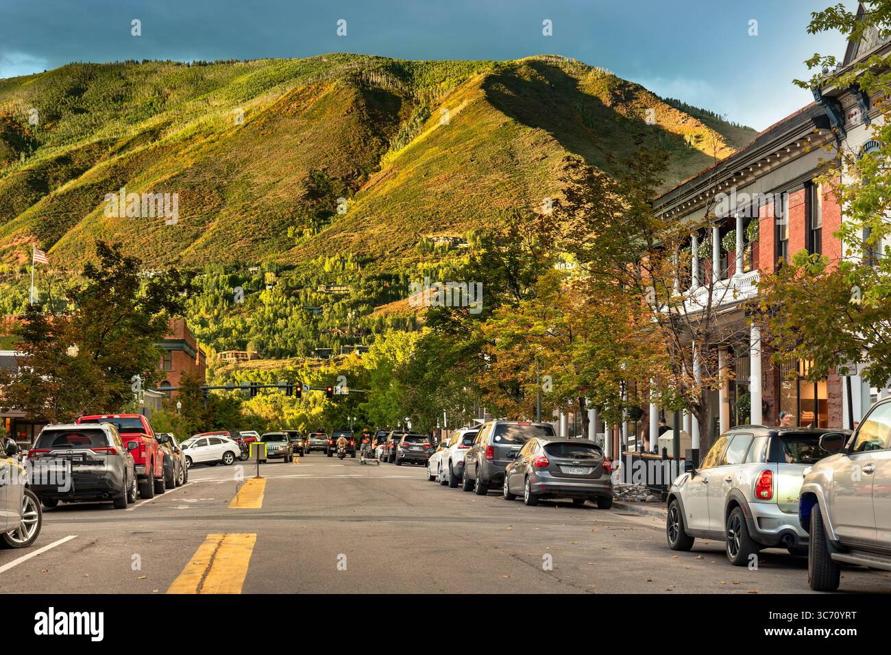 Magasins de détail et restaurants de la ville d'Aspen Colorado Banque D'Images