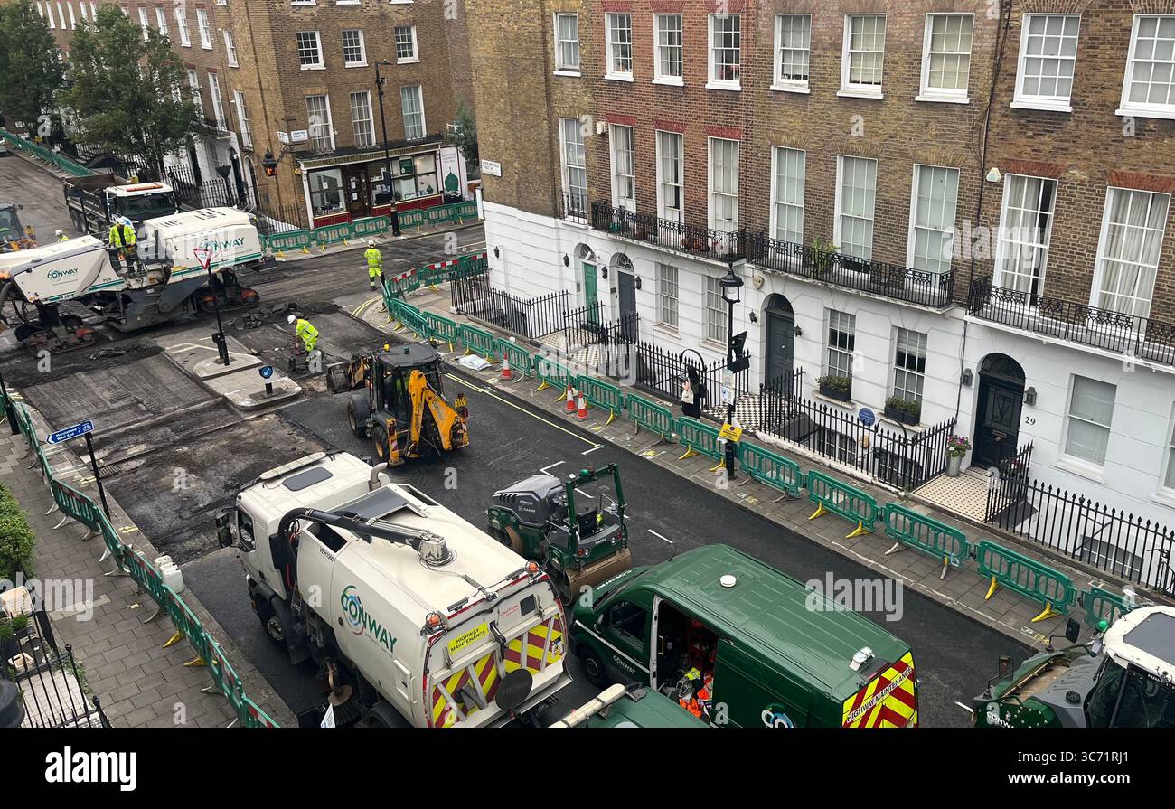 Réaménagement de routes dans une rue résidentielle à Marylebone, Londres W1 Royaume-Uni Banque D'Images