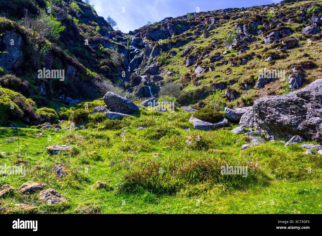 Cascades descendant du plateau des montagnes Comeragh. Comté de Waterford, Irlande. Banque D'Images