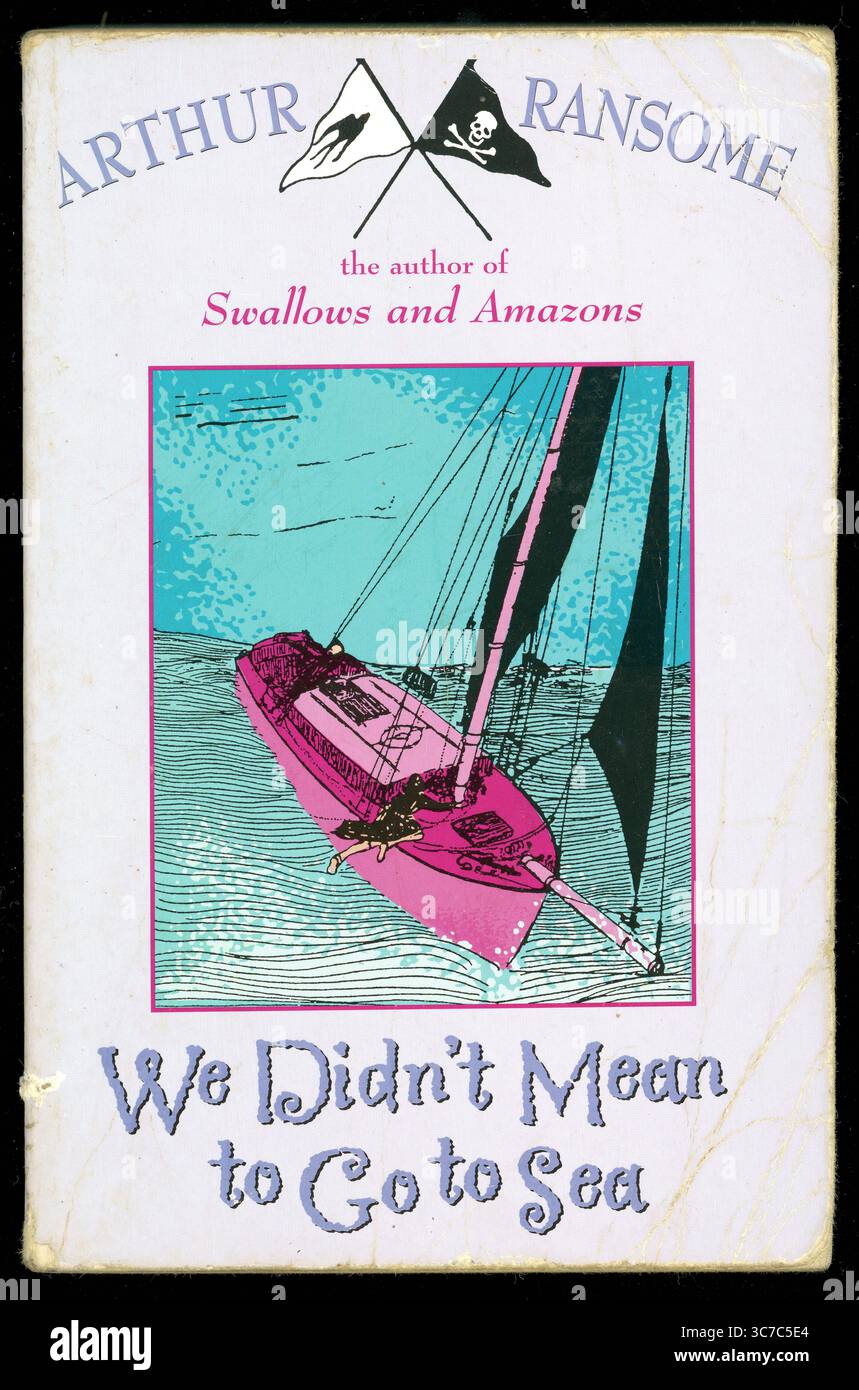 Utilisé couverture de livre de poche pour enfants, We Did't Mean to Go to Sea par Arthur Ransome, illustré par Arthur Ransome. Publié pour la première fois en 1940, cette édition a publié 2001, Royaume-Uni Banque D'Images