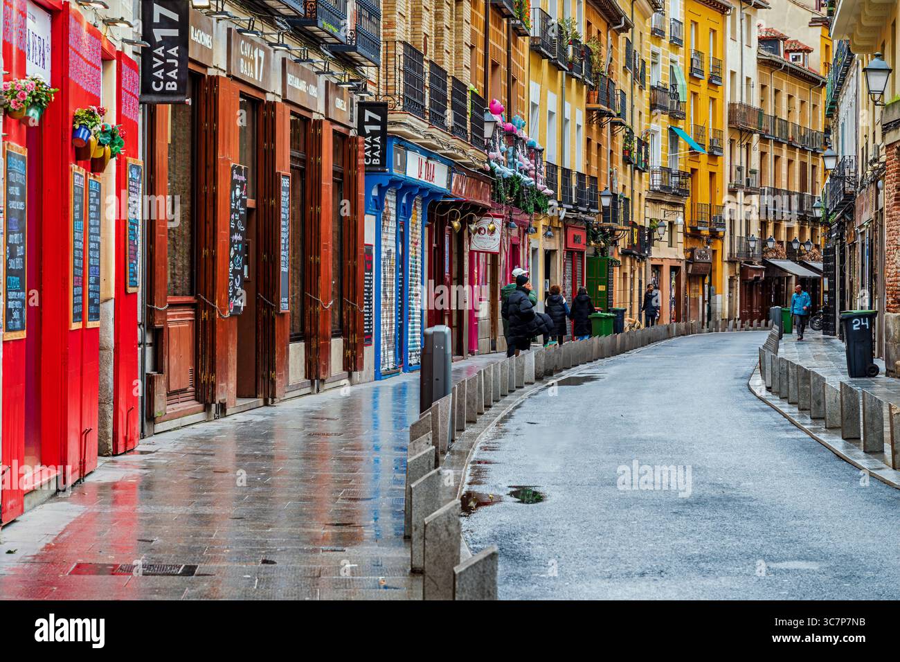 Calle de la Cava Baja, quartier de la Latina, Madrid, Espagne Banque D'Images