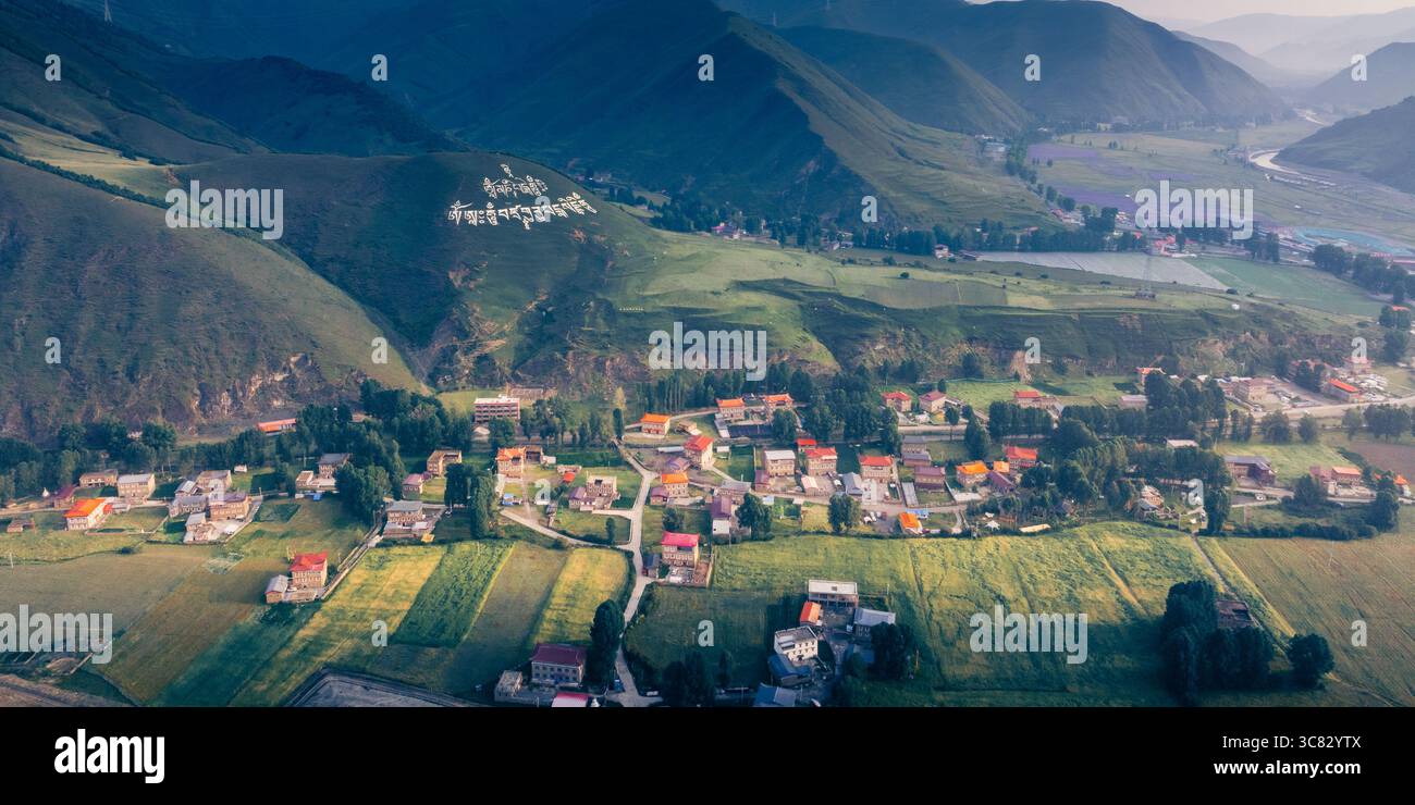 La vallée de Xinduqiao, une colonie tibétaine dans le Sichuan, en Chine. Banque D'Images