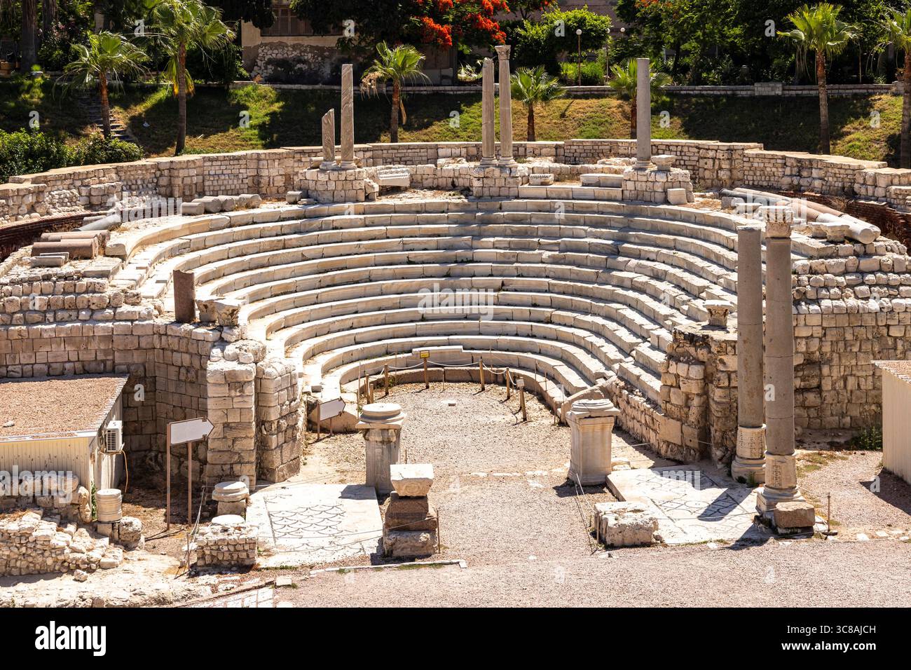 Théâtre romain, ruines antiques de la période romaine, au centre-ville, Alexandrie, Egypte, Afrique du Nord Banque D'Images
